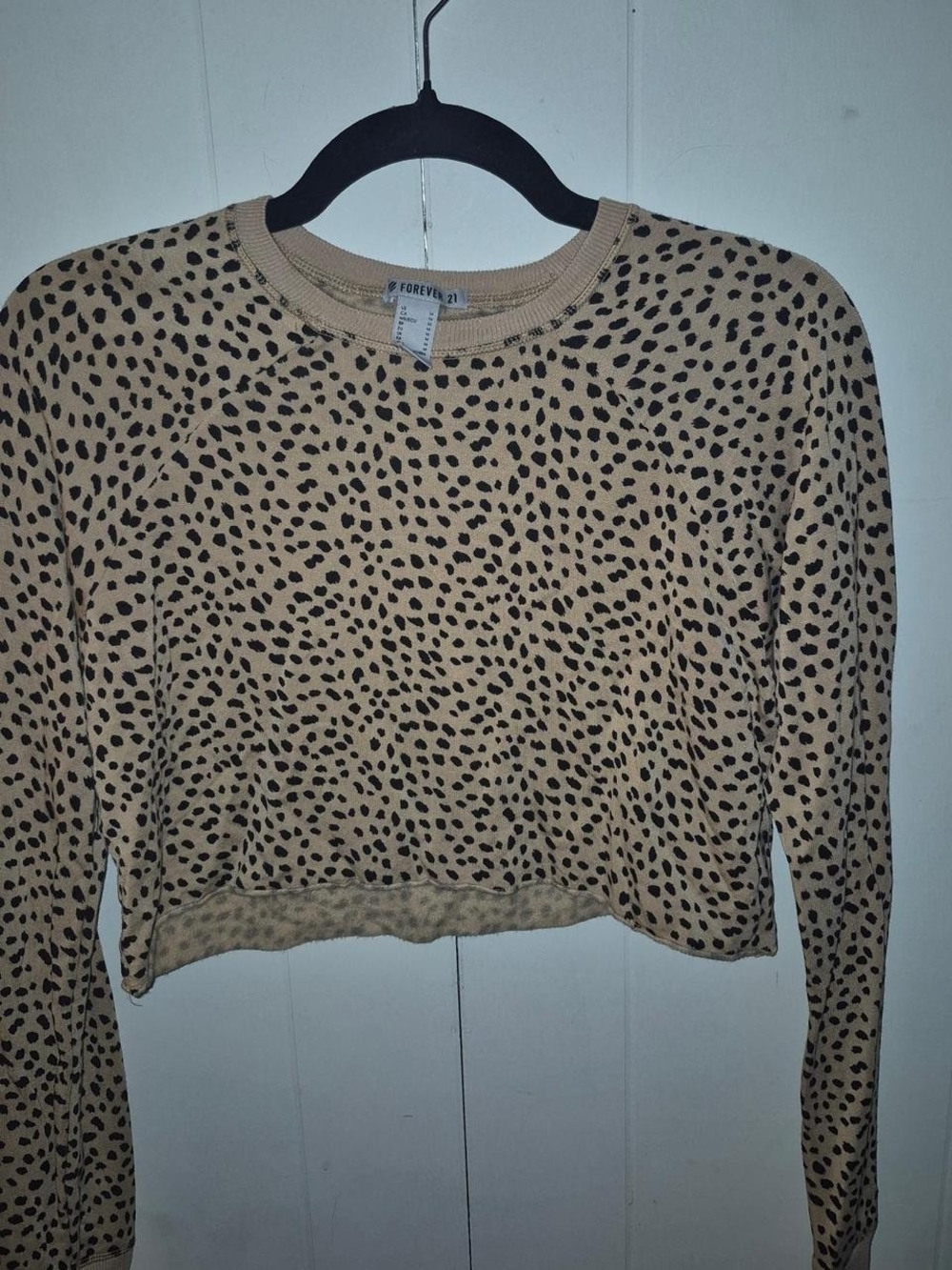 Forever 21 Beige Leopard-Print Cropped Sweatshirt